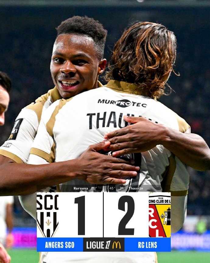 法甲第14轮:昂热1-2朗斯,托万双拳出击,吉比林难救主