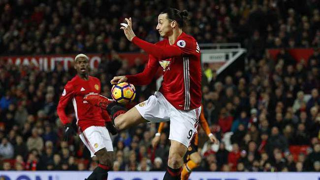 目前的伊布效力于<a href=/24zhibozq/acmilan/ target=_blank class=infotextkey>AC米兰</a>，仍然是队内顶级前锋