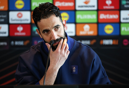 阿莫林:团队精神是逆境中的唯一生命线